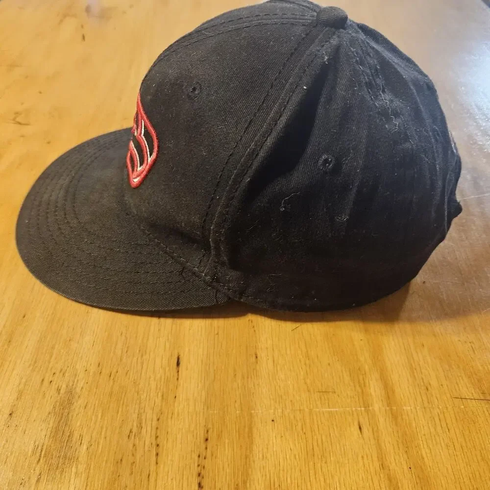 Tony Hawk Hat Cap Strap Back Youth One Size Black Red Embroidered Skateboarding‎